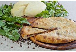 Осетинский пирог с листьями свеклы и сыром "цахараджин"